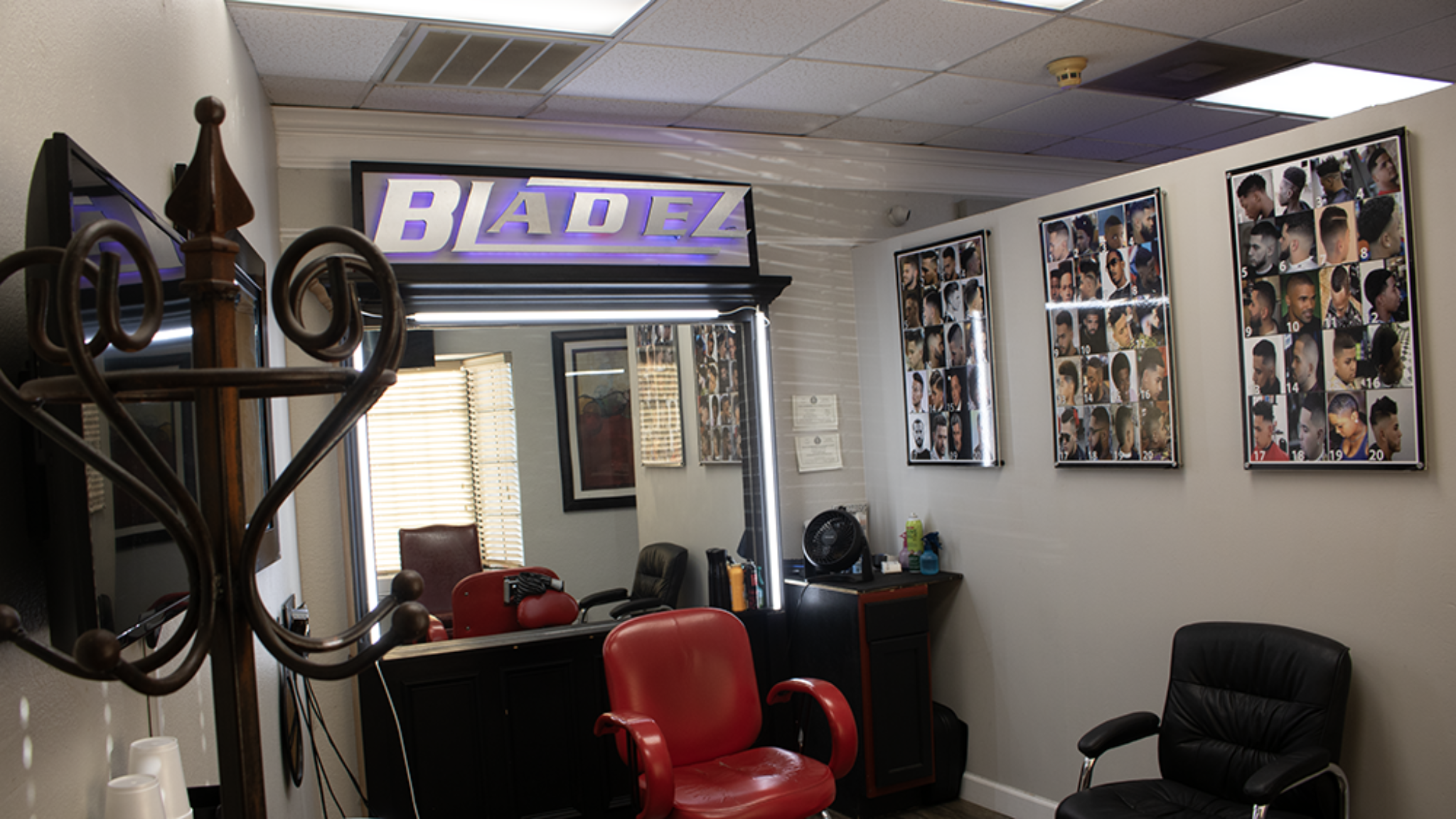 Inside Bladez Barber and Braiding in Fort Worth